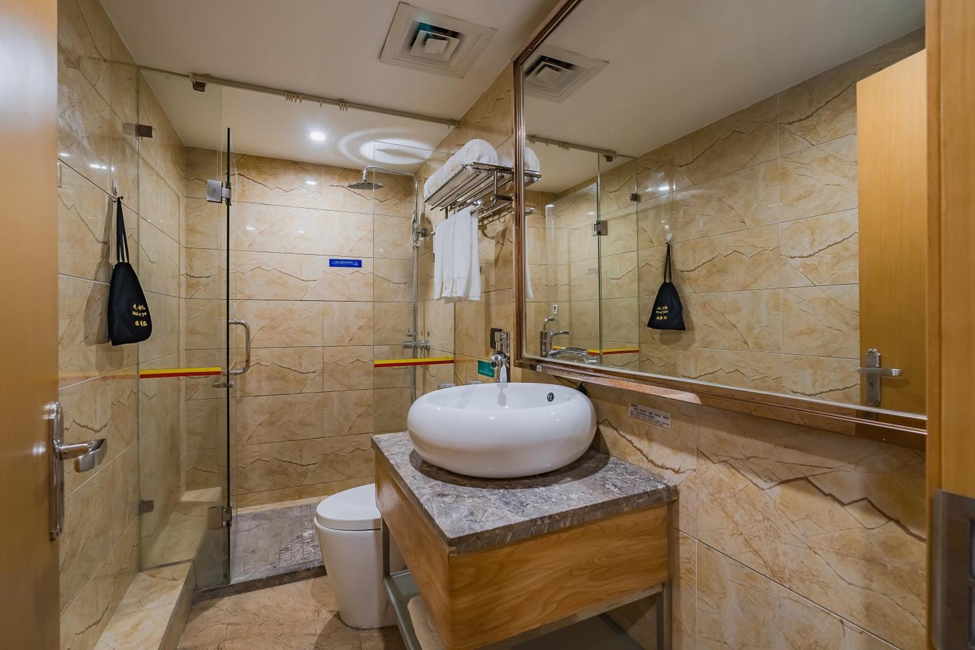 Super 8 Hotel Select Guangzhou Railway Station Xicun Subway Station Ngoại thất bức ảnh